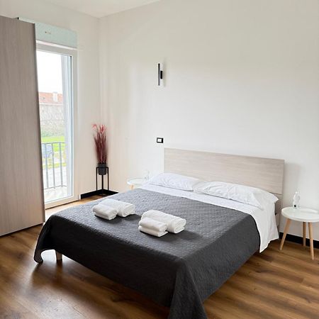 Infinity House - Eleganza Moderna Tra Treviso E Venezia Hotell Casièr Exteriör bild