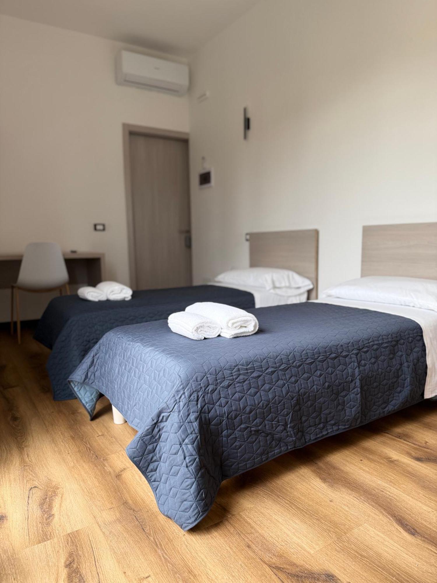Infinity House - Eleganza Moderna Tra Treviso E Venezia Hotell Casièr Exteriör bild